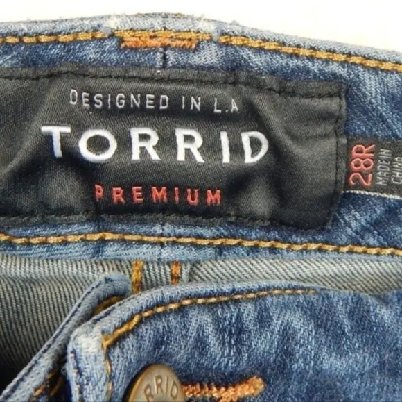 Torrid Curvy Hi Rise Skinny Jeans - Picture 3 of 5